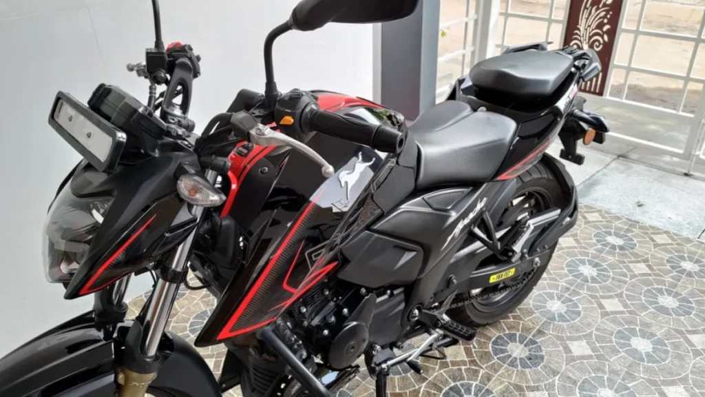 TVS Apache RTR 200
